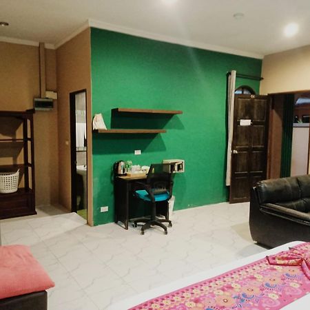 צ'אלונג Phuket Siam Villas - Sha Plus מראה חיצוני תמונה