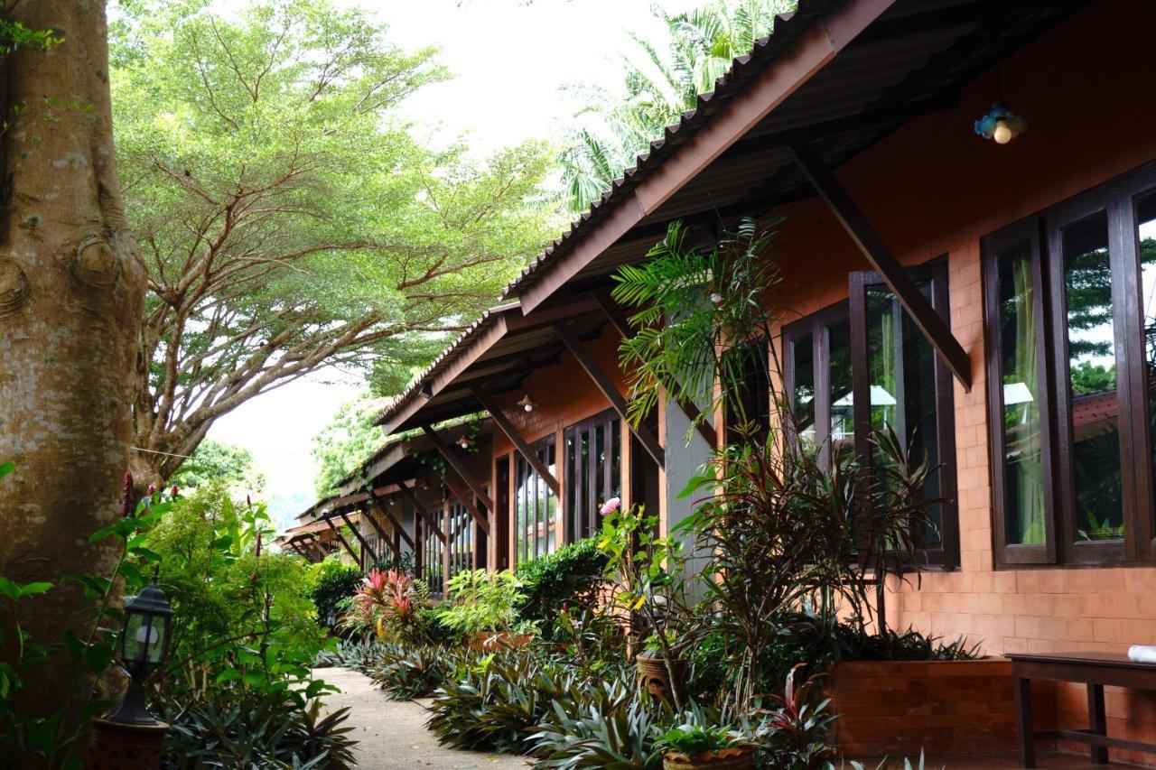 צ'אלונג Phuket Siam Villas - Sha Plus מראה חיצוני תמונה