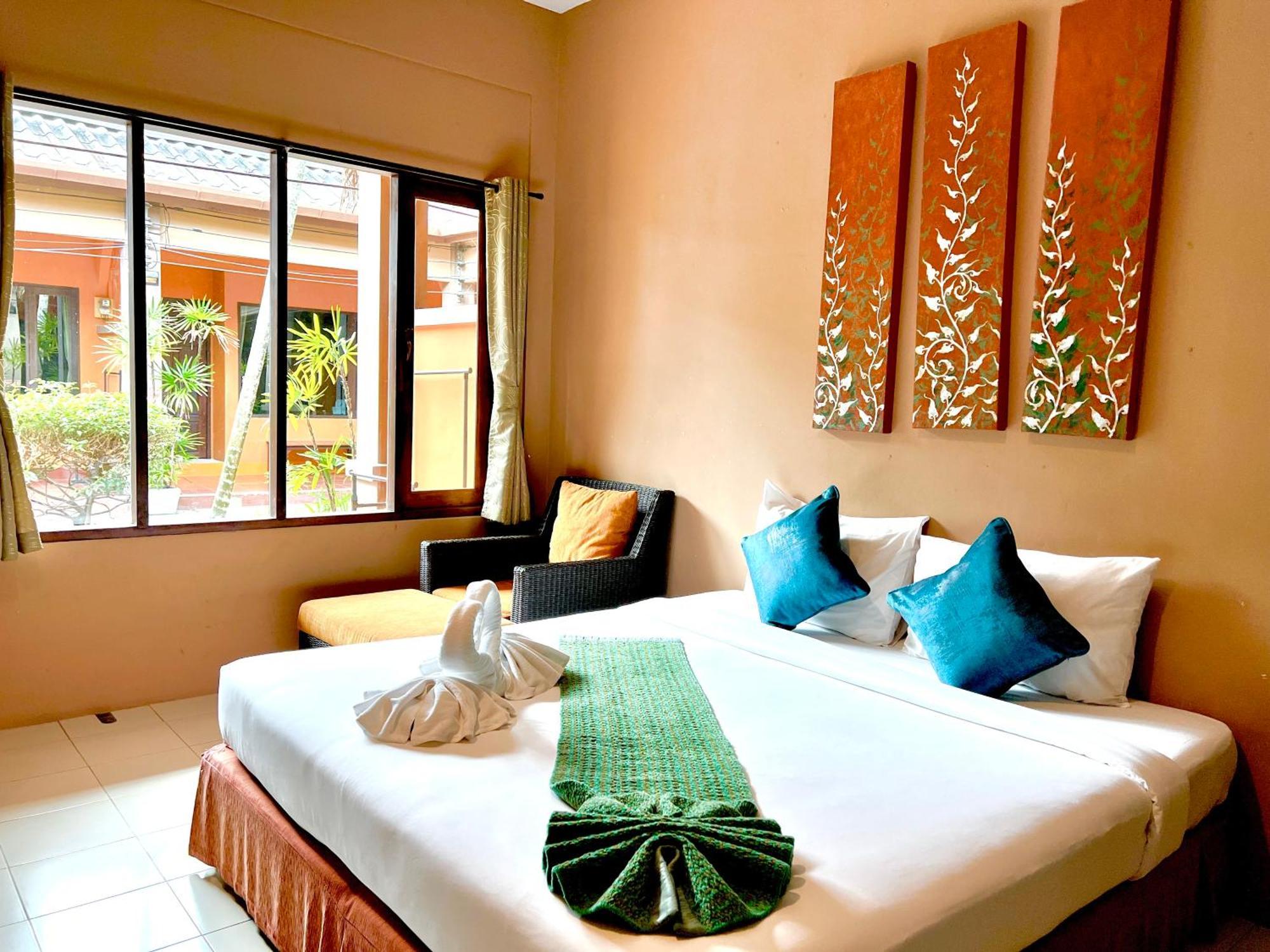 צ'אלונג Phuket Siam Villas - Sha Plus מראה חיצוני תמונה