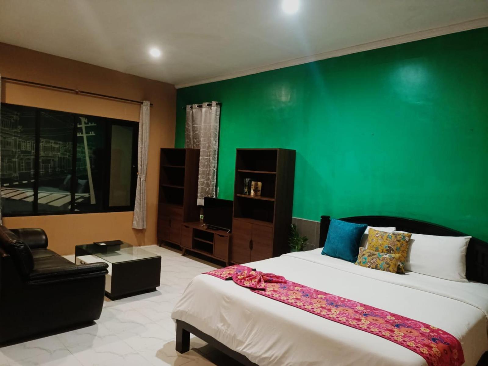 צ'אלונג Phuket Siam Villas - Sha Plus מראה חיצוני תמונה